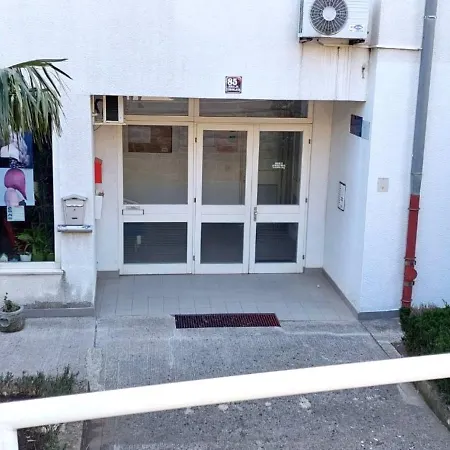 Apartment Roko - 150 M From The *