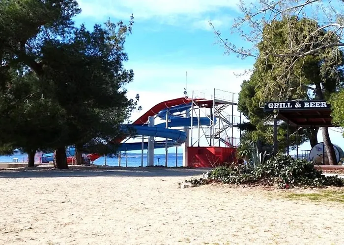 Apartment Roko - 150 M From The Crikvenica