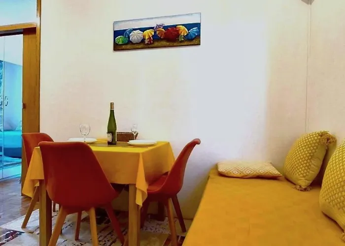 Apartment Roko - 150 M From The